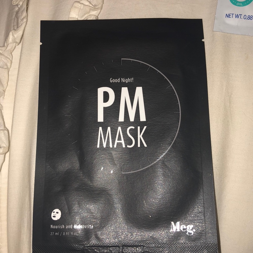 14 FACE MASKS!! - Picture 5 of 5